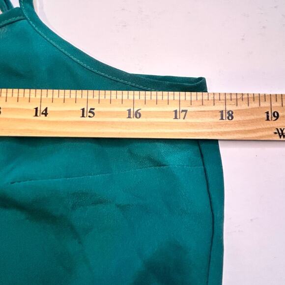 J.Crew green short sleeve blouse with inner removable tank ruffle collar size S - Picture 14 of 14